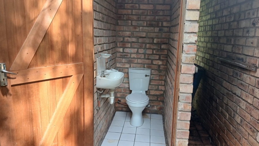 4 Bedroom Property for Sale in Bathurst Eastern Cape